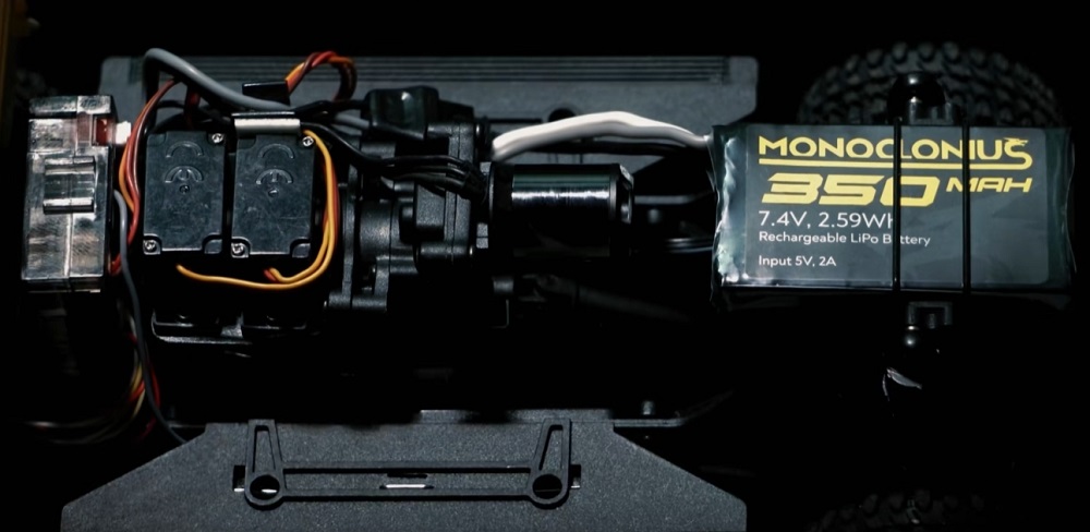 UDIRC-UCX1801-Pro-High-Speed-RC-Car-Inside-Overview